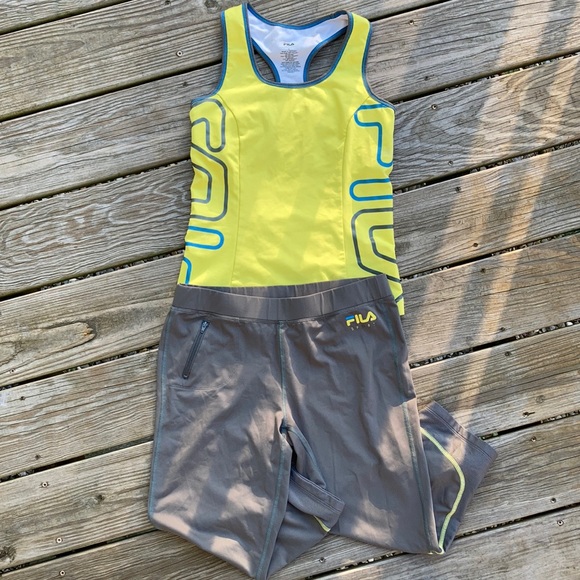 ⚜️Fila Workout Outfit! Tank Top & Matching Capris! - Picture 1 of 11